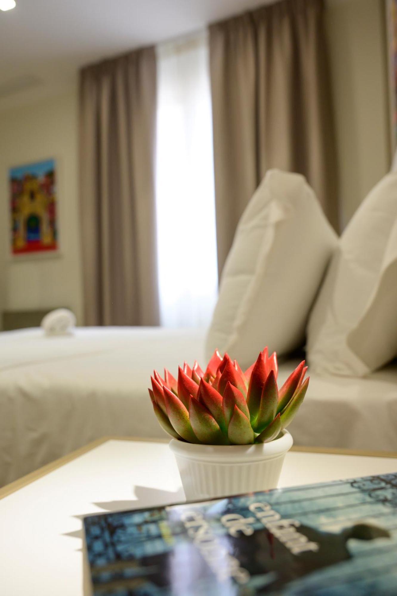 Maqueda - Room & Suite Palermo Exterior photo