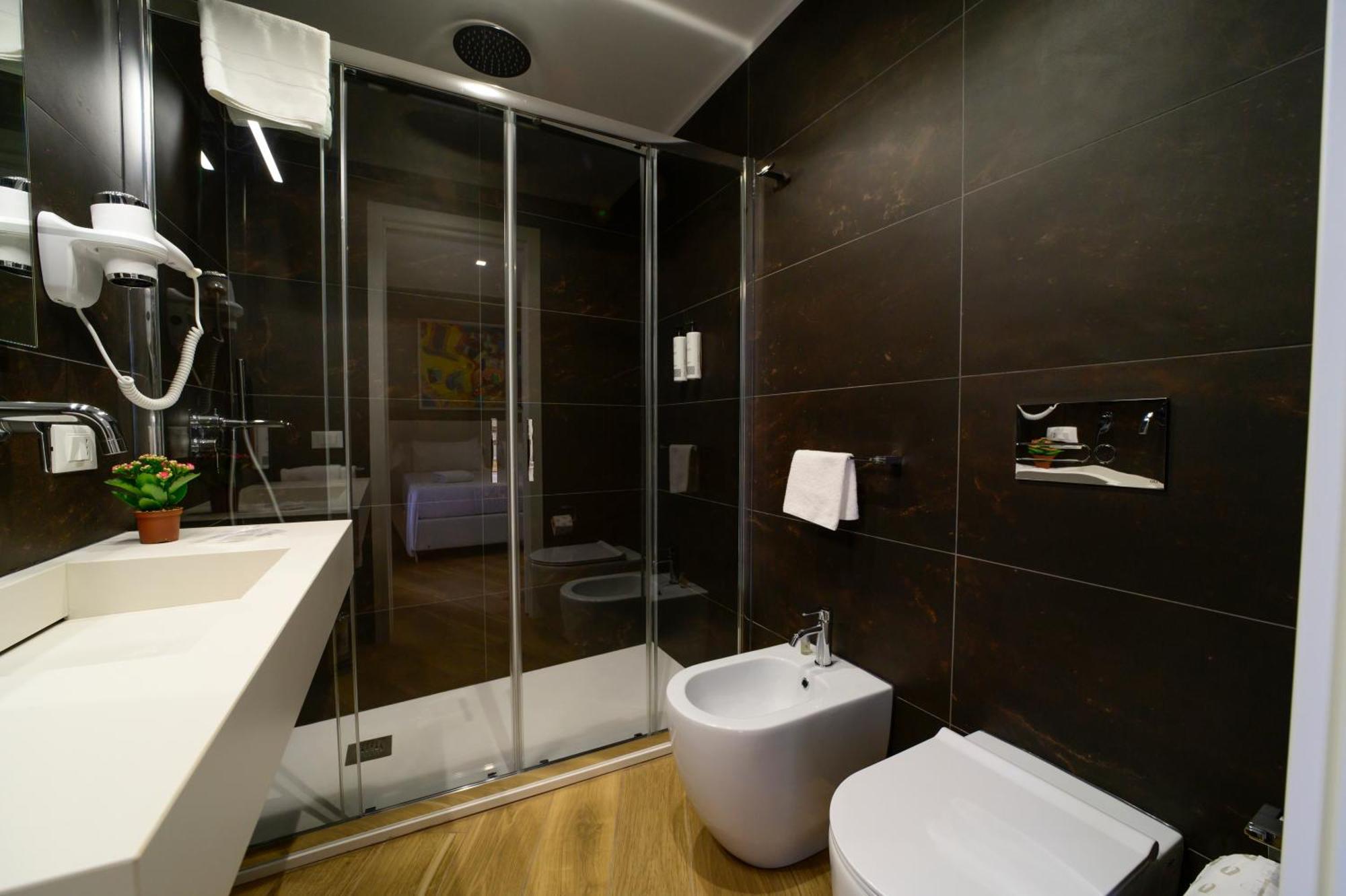Maqueda - Room & Suite Palermo Exterior photo